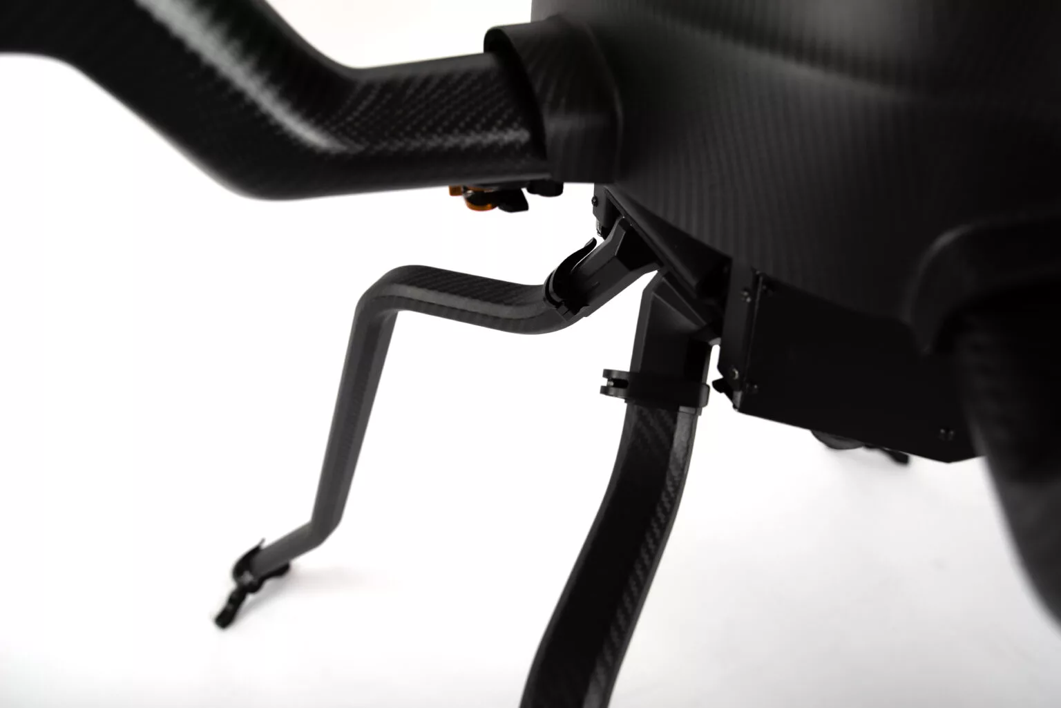 The Acecore Noa's four-legged landing gear retracts when the drone is in flight