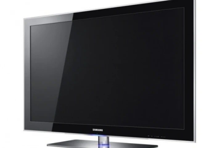 The Samsung 8000 Series LED LCD TV - looks just as good slightly from the right