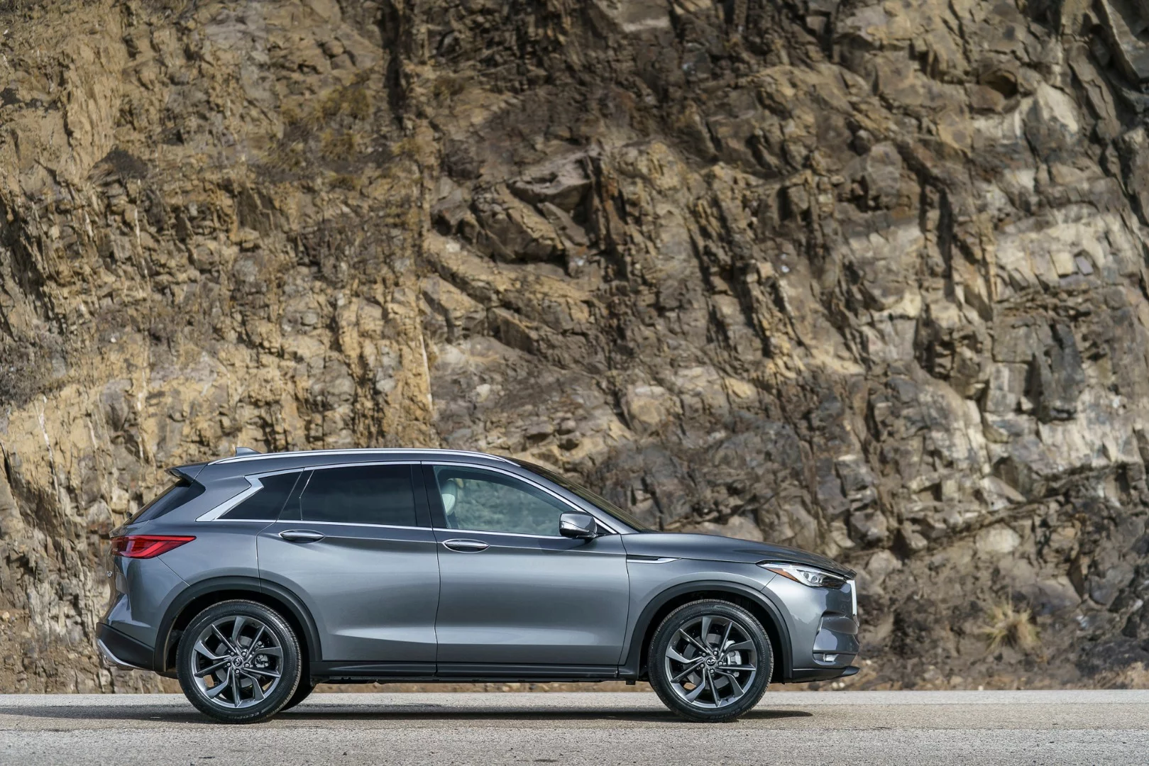 The new design for the 2019 Infiniti QX50 is larger, squatter, and more robust than the outgoing model