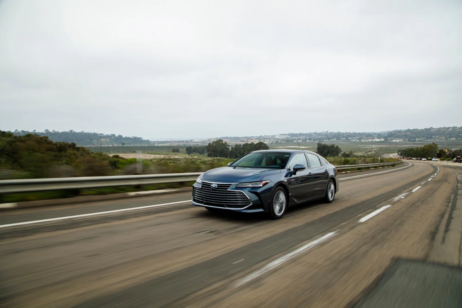 The 2019 Avalon Hybrid models are only about US$1,000 more than their gasoline-only Avalon siblings, making the return on investment easy to figure out: about a year