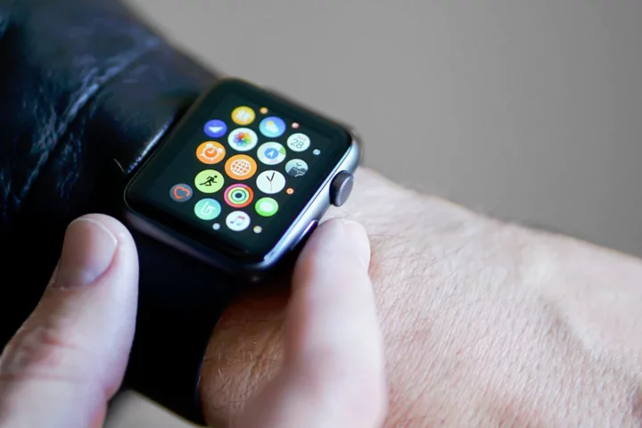 It's time for Apple to add these specs and features to the Apple Watch