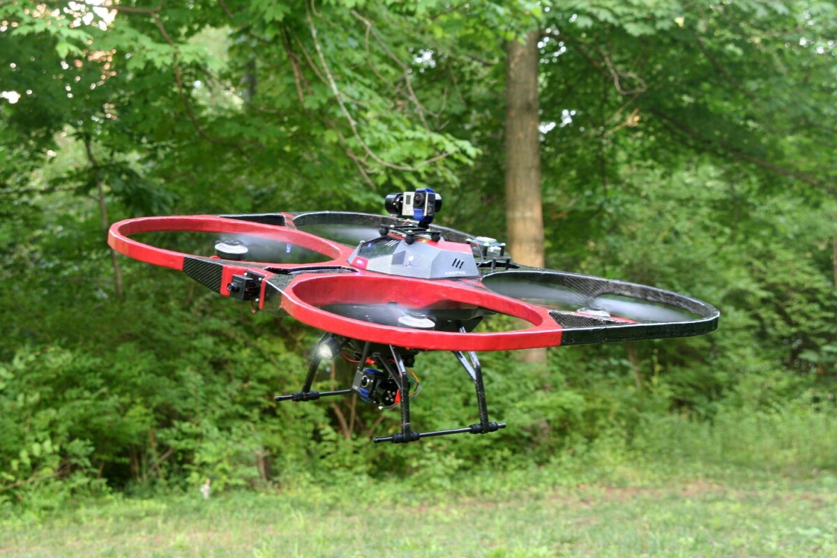 Kittyhawk Heavy Lift Quadcopter Can Carry Three Gopros