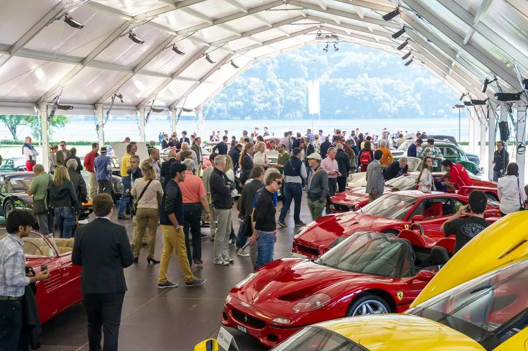 The scene at Villa Erba during Saturday