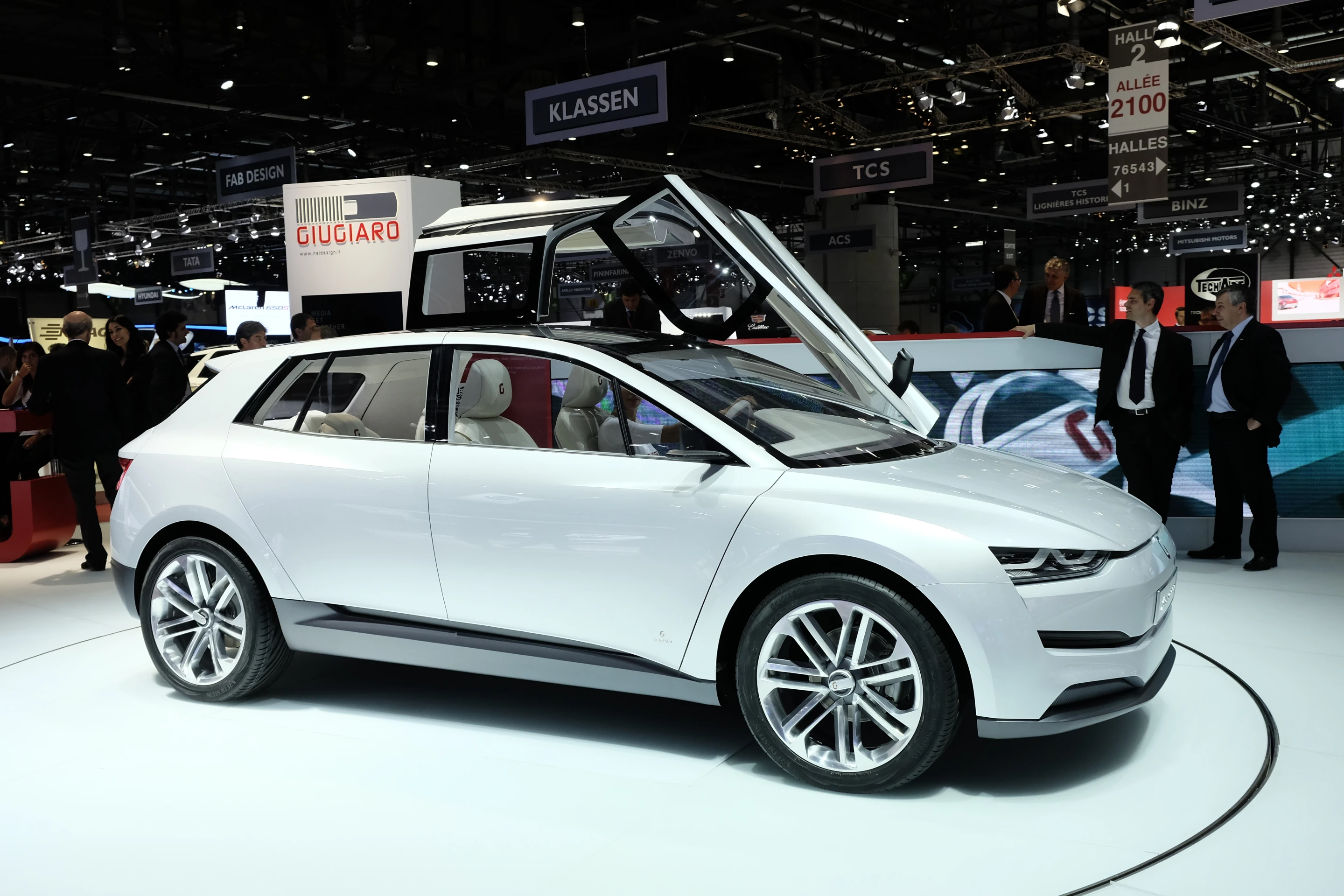 The Italdesign Giugiaro Clipper was unveiled at the Geneva Motor Show