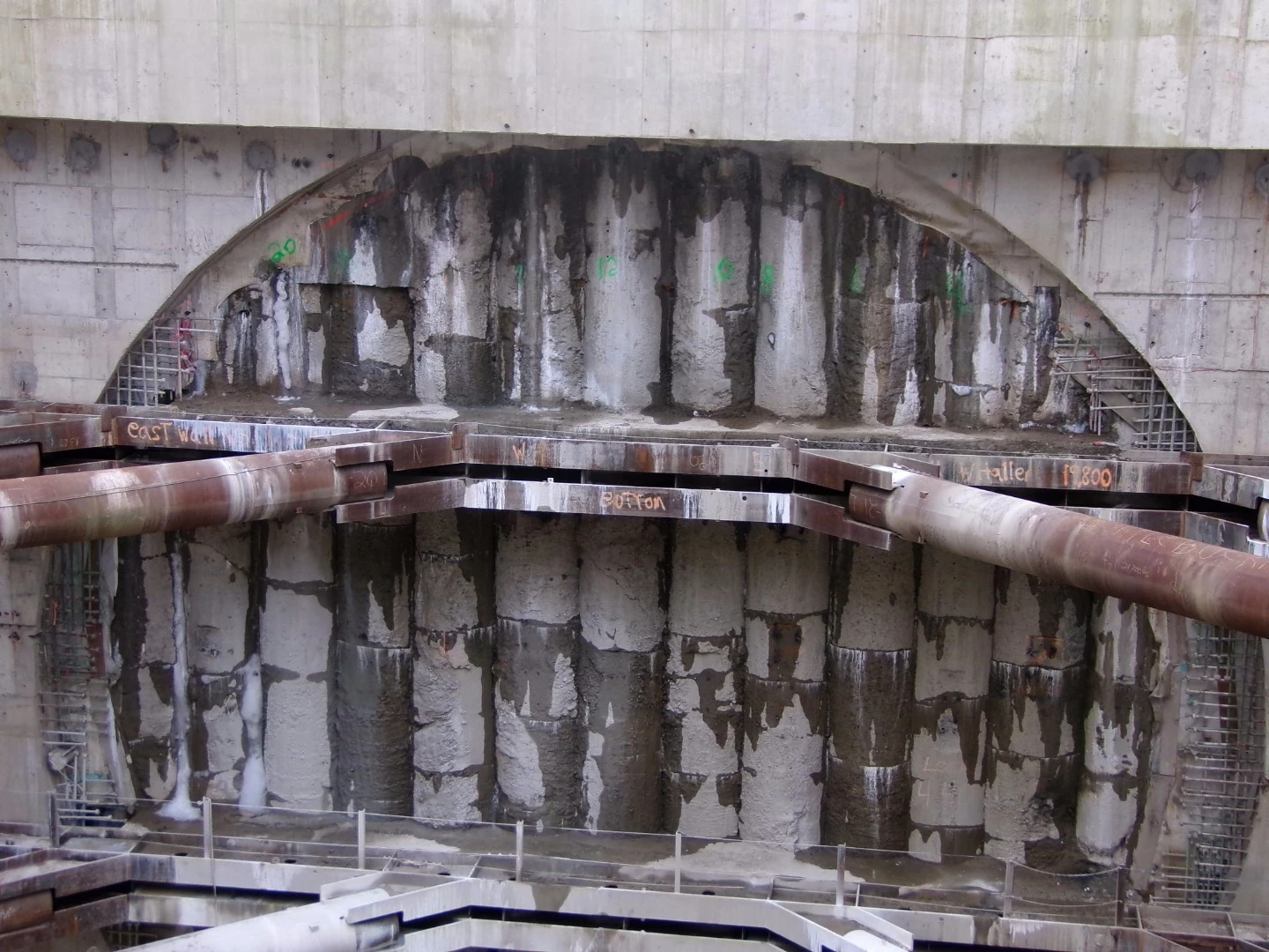 The pit was plugged with reinforced concrete