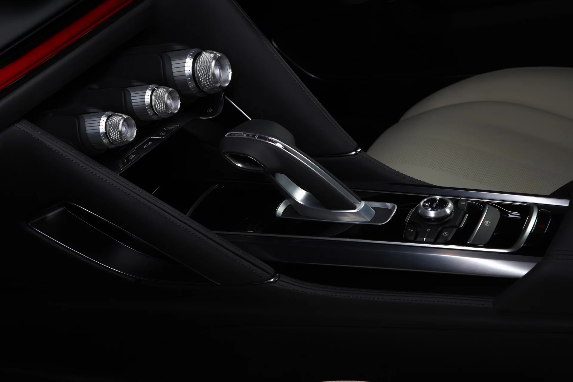 Mazda TAKERI interior