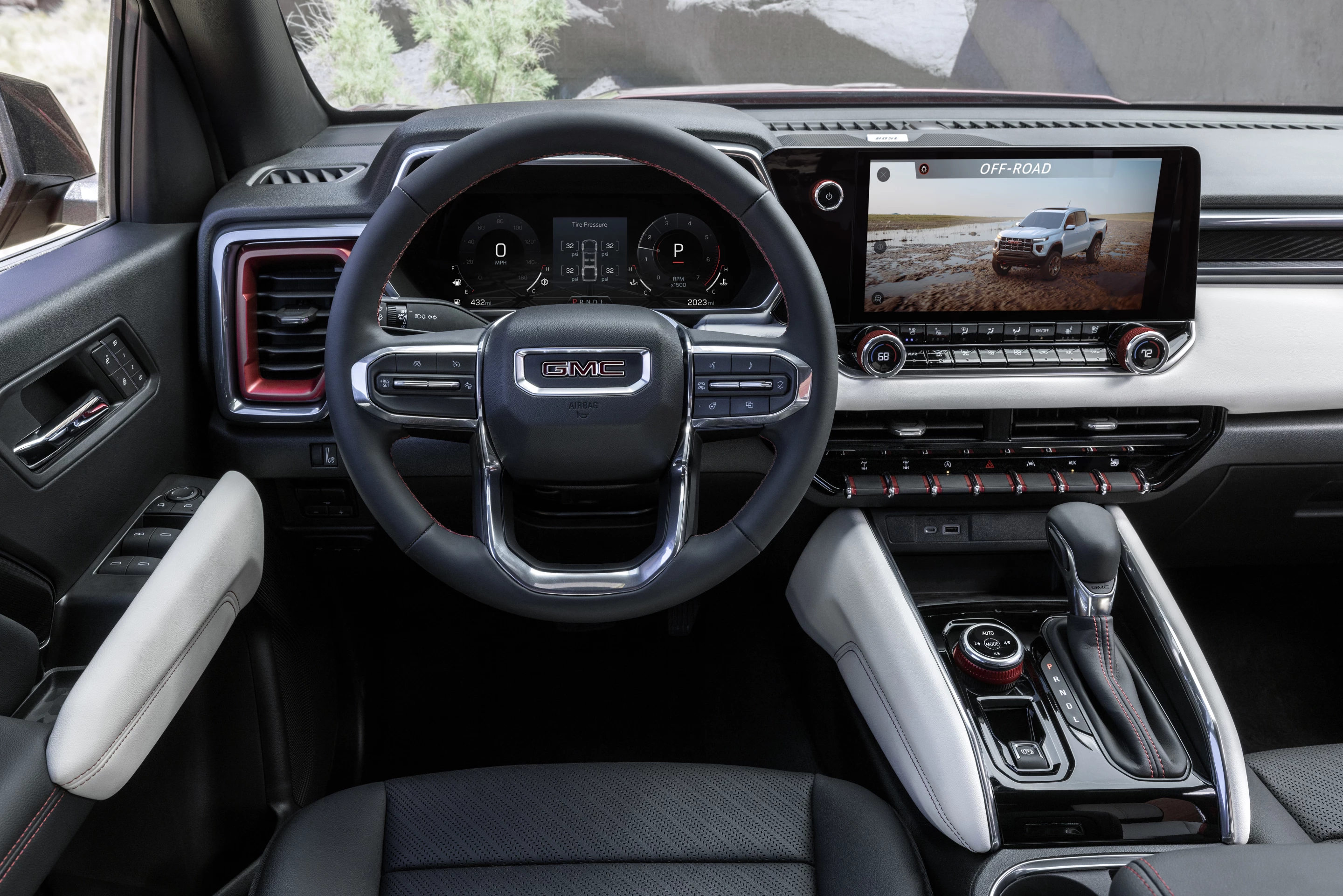 Inside the 2023 GMC Canyon AT4X