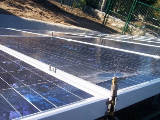 Heliotex solar panel wash system