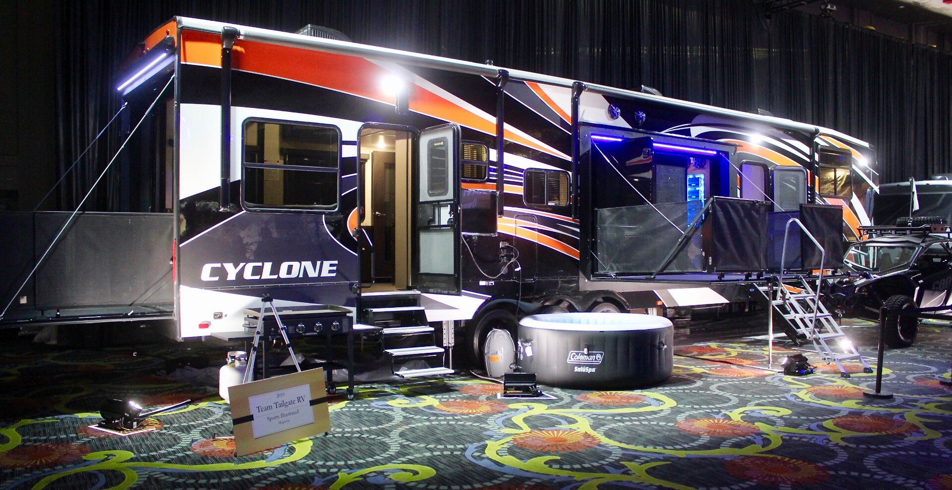 Ultimate tailgater RV turns parking lot into party with sports bars, patios  and hot tub