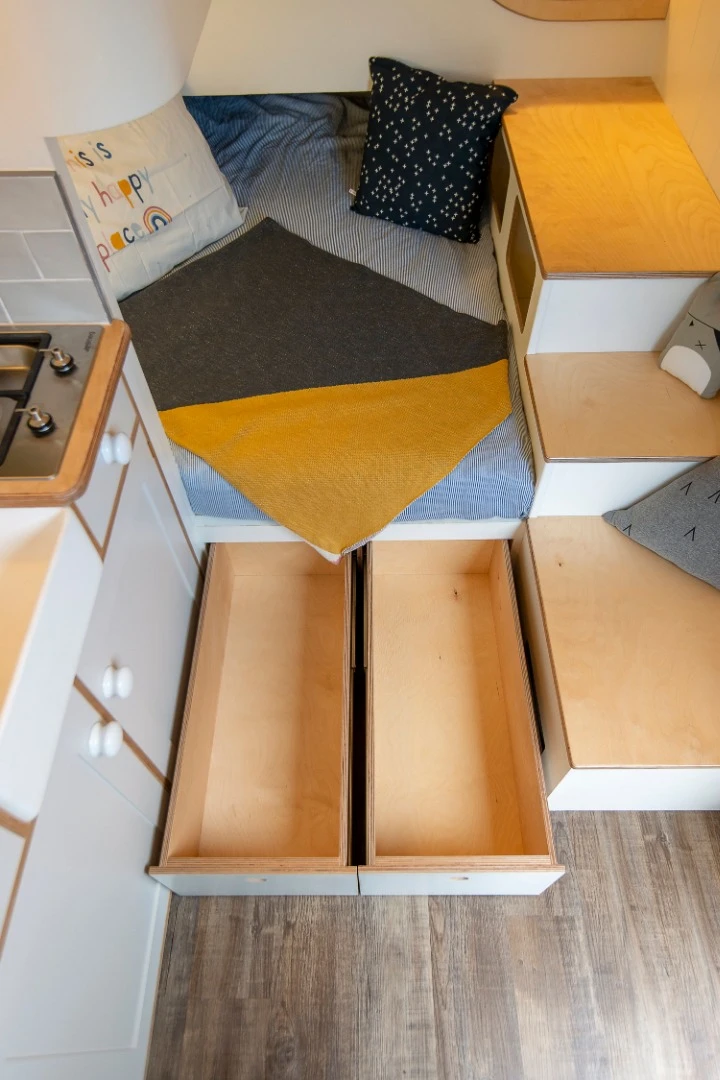 Lots of room for storage here