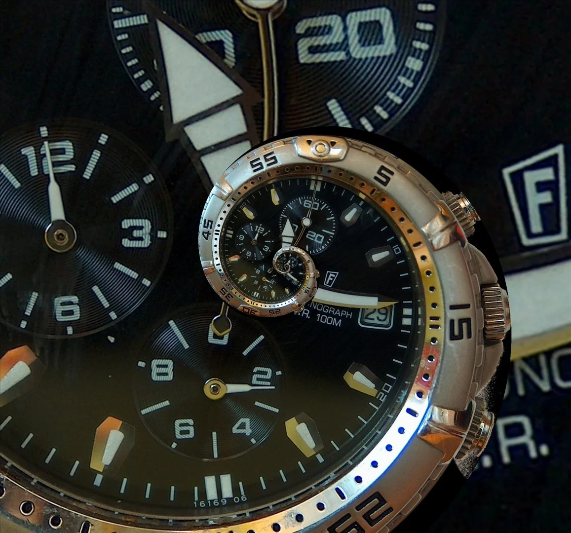 Cornell researchers have demonstrated a working temporal cloak that creates a gap in the flow of light to conceal events (Image: fdecomite via Flickr)