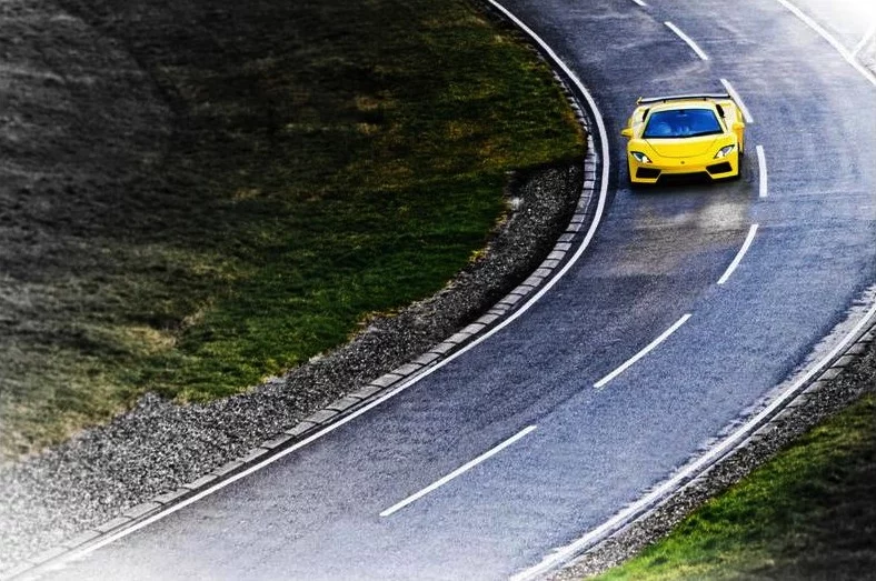 The Arash AF8 tackles the track