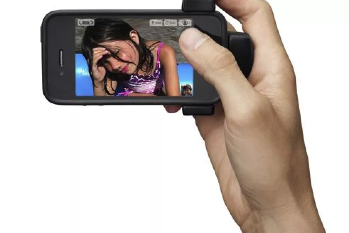 Belkin's LiveAction Camera Grip provides iPhones with an ergonomic handle, and a shutter release button