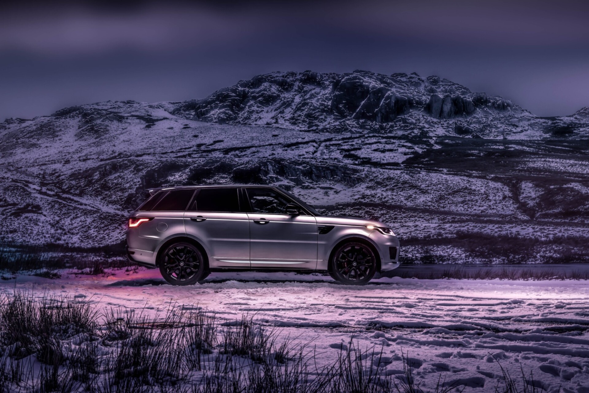 Кидает в колее range rover sport