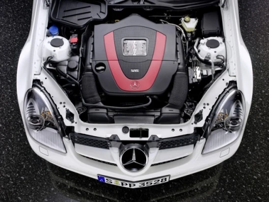 SLK 350 with V6 sports engine