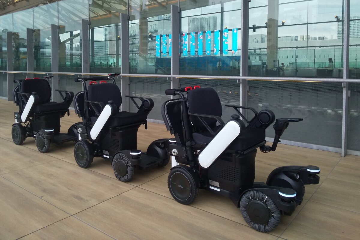 Three mobility robots will be tested at the railway station