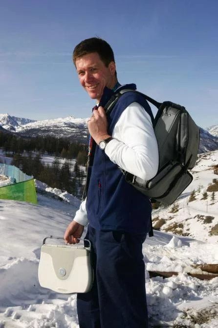 GE Healthcare’s LOGIQ Book XP enables Team GB doctors to better treat their 35 Olympians with the help of ultrasound images of tendons, muscles and bones, common injury areas of elite athletes. Dr. Richard Budgett, Team GB’s doctor is pictured with the ul