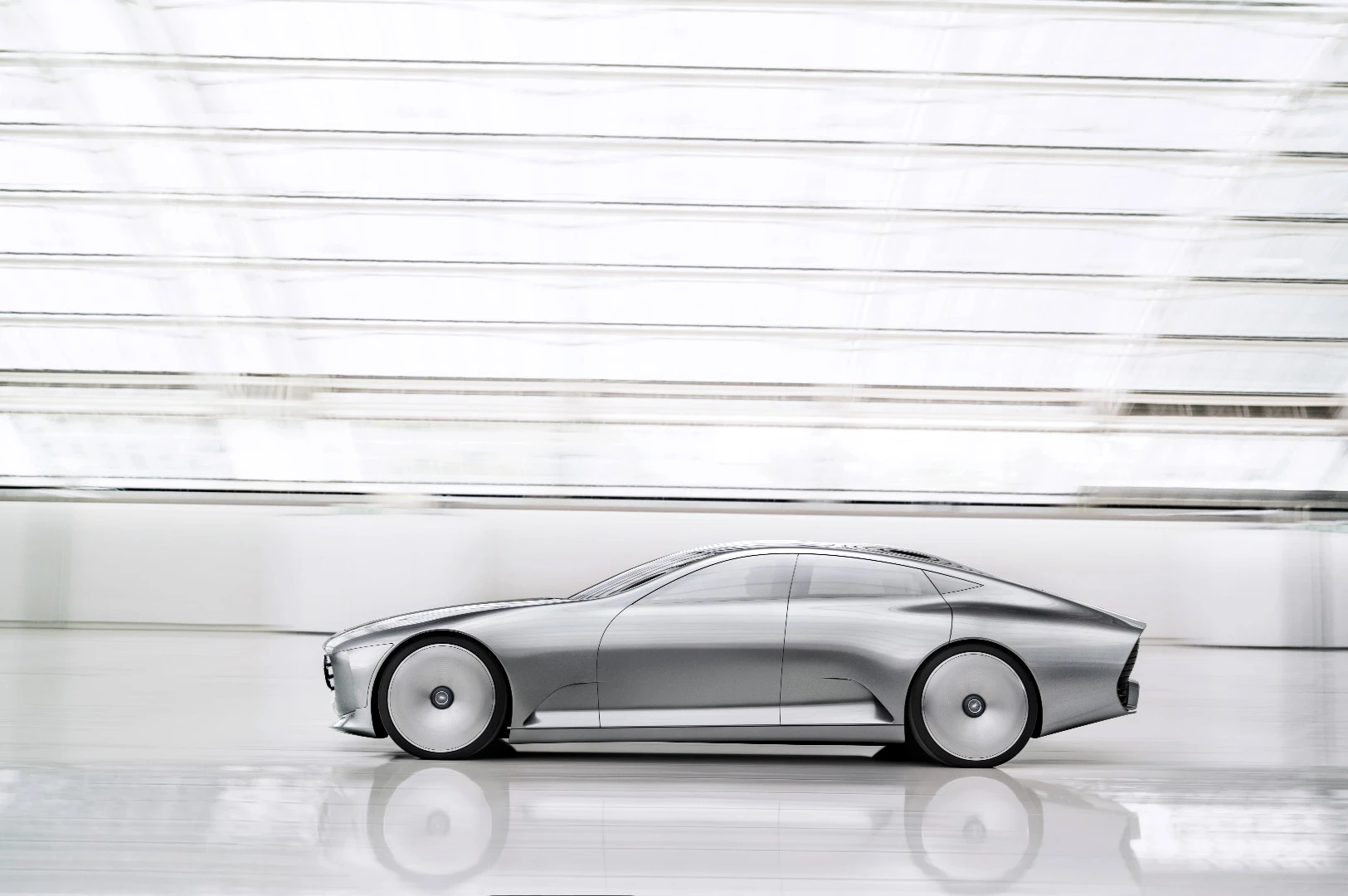On the move, the wheels flatten out for better aerodynamics