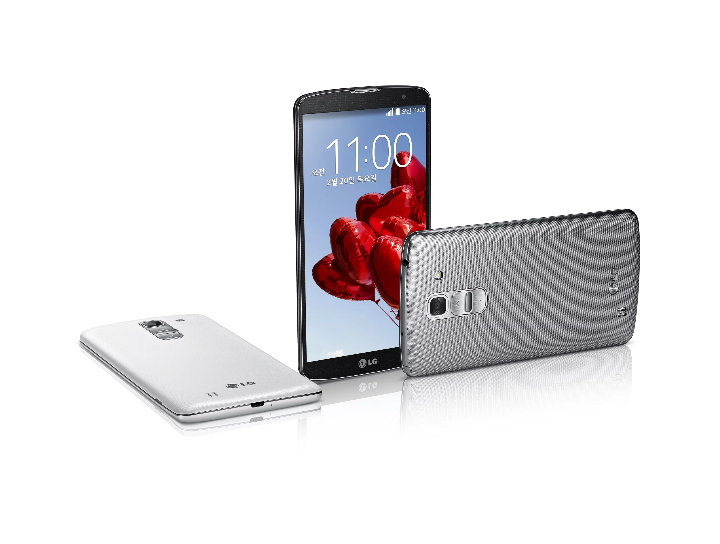 The LG G Pro 2 has a 3,200 mAh removable battery