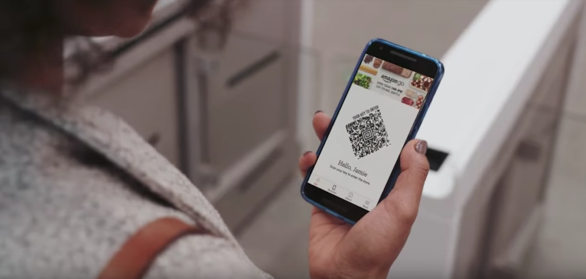 A QR code is scanned to enter the store and start your shopping session