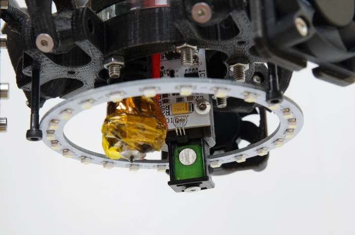 The electromagnetic auto-level probe