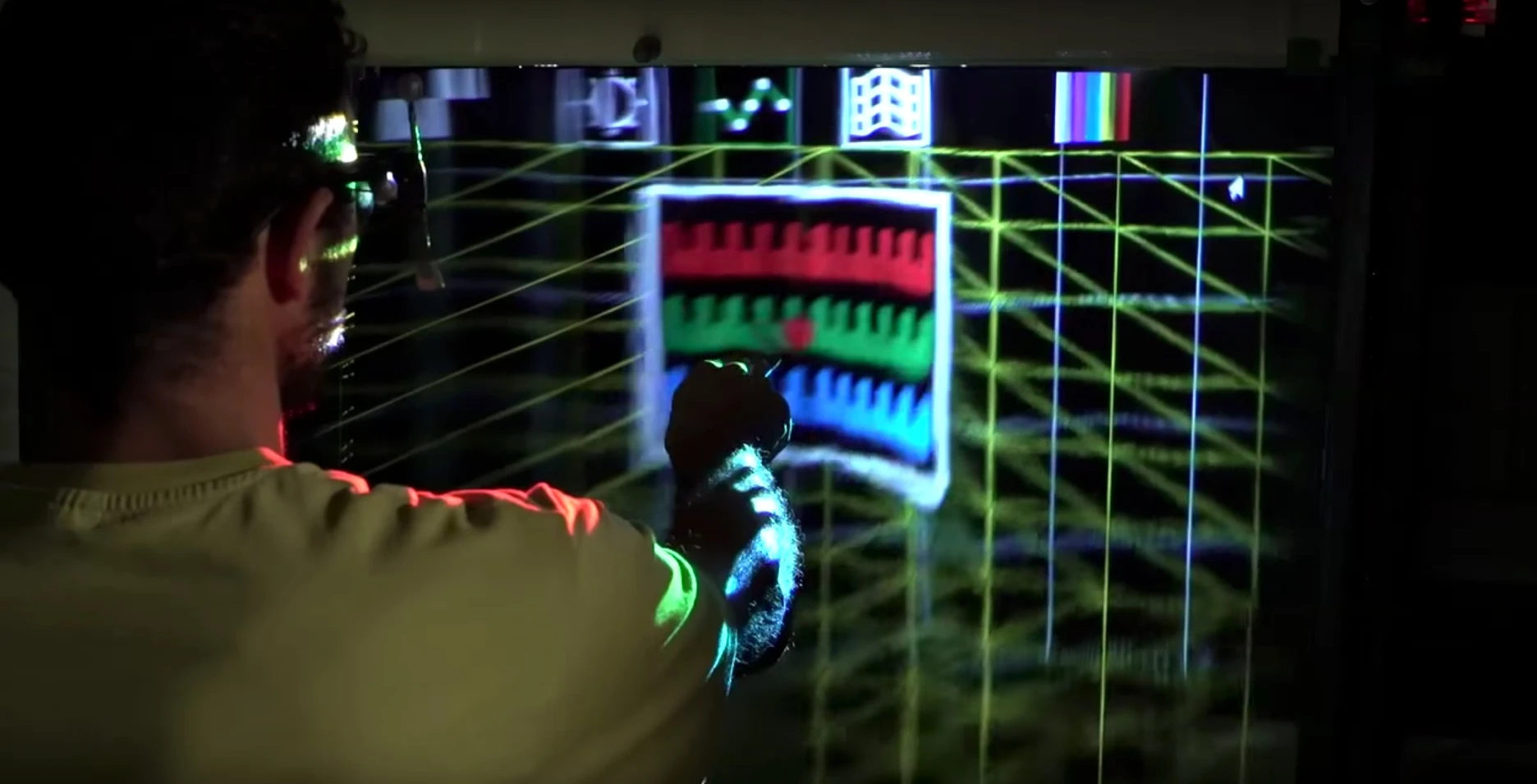 A new type of fog screen, called MistForm, can bend to keep objects in focus and undistorted
