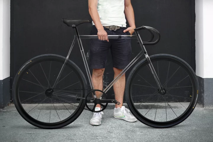 Clarity Bike features a frame made from Trivex, a polymer with positive properties