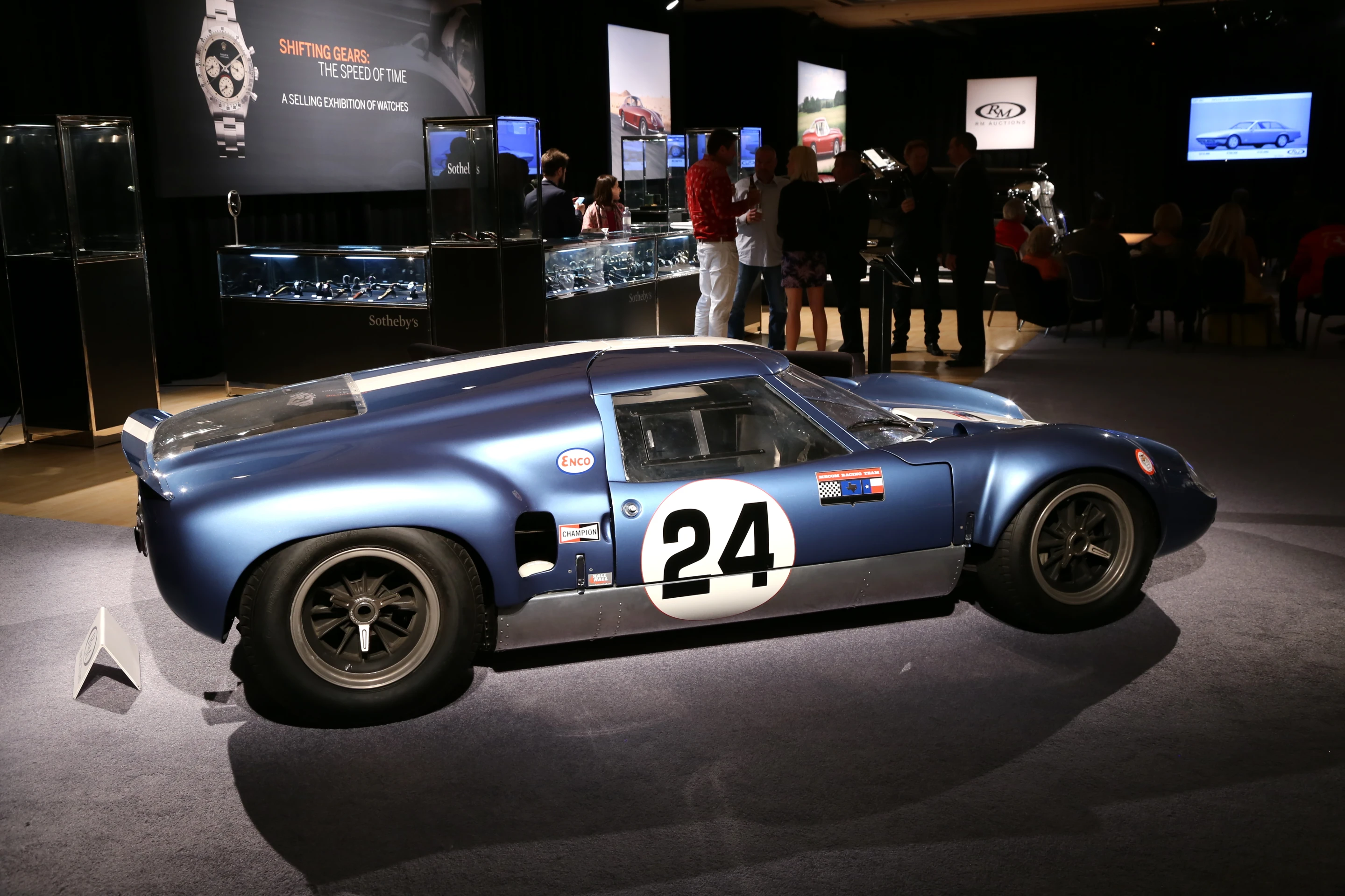 The 1963 Lola Mk 6 GT ran a 530 hp, 5.7 liter Chevy V8 with four Weber 48DCOE carburetors providing the fuel (Photo: Angus MacKenzie/Gizmag.com)