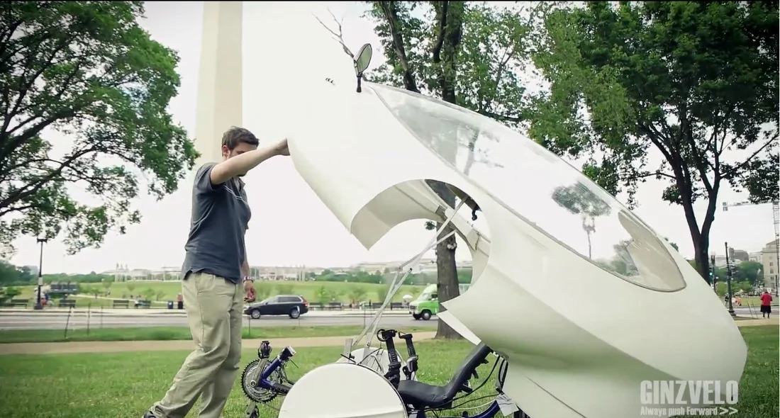 The GinzVelo has a hinged canopy for entry and exit