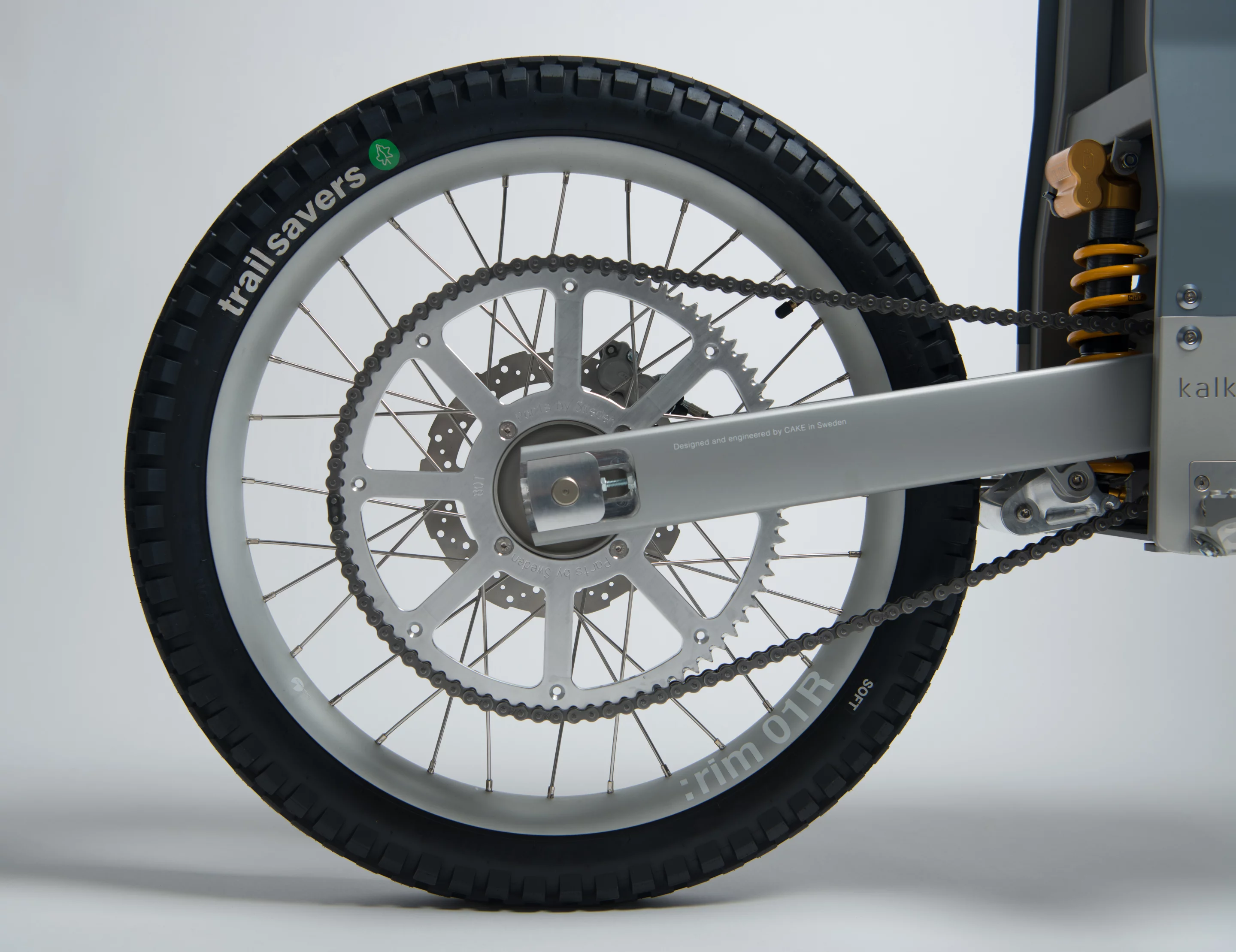 With its electric motor, the Kalk relies on a single gear and no clutching