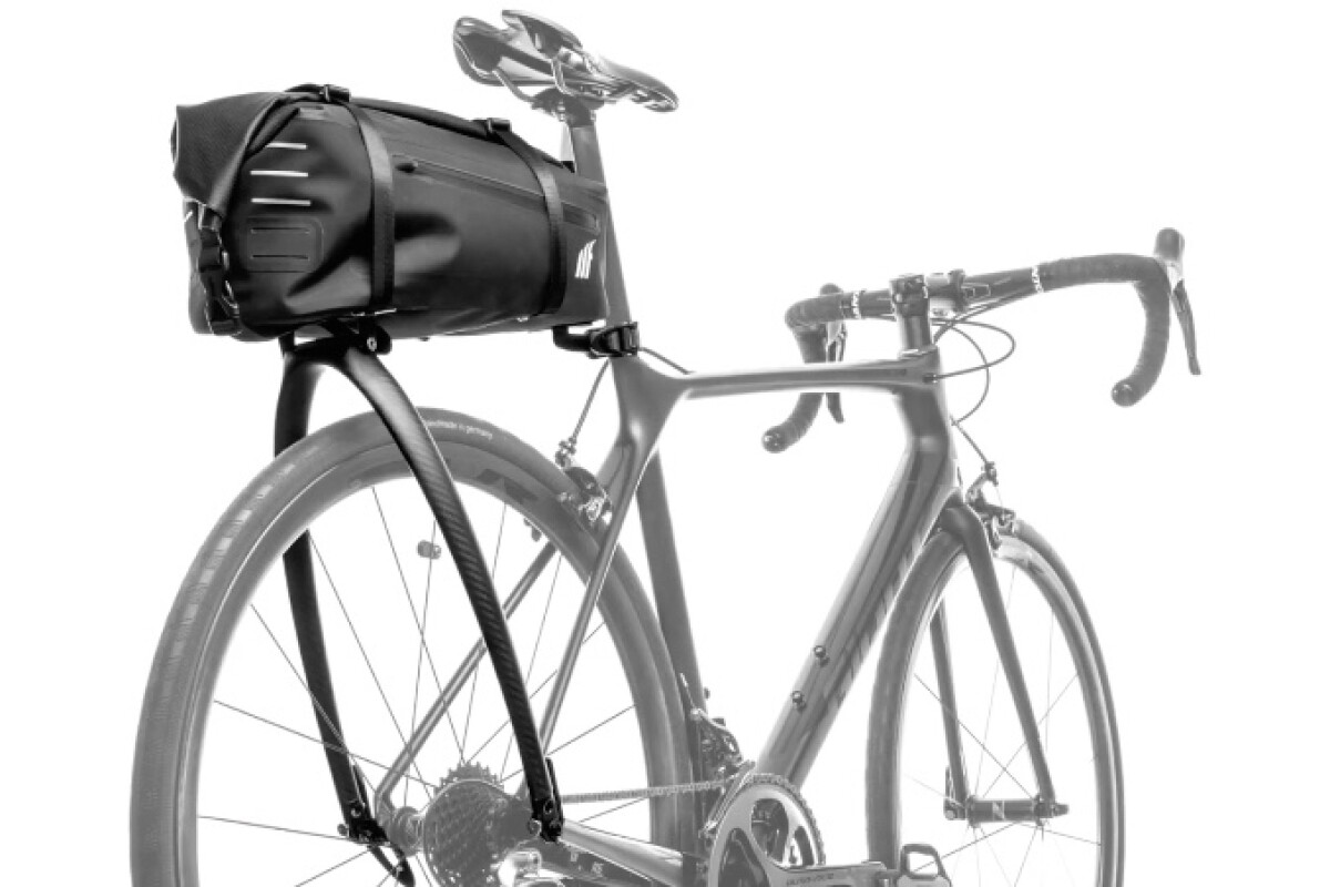 Tailfin Aeropack Takes A Streamlined Approach To Toting Cyclists Stuff