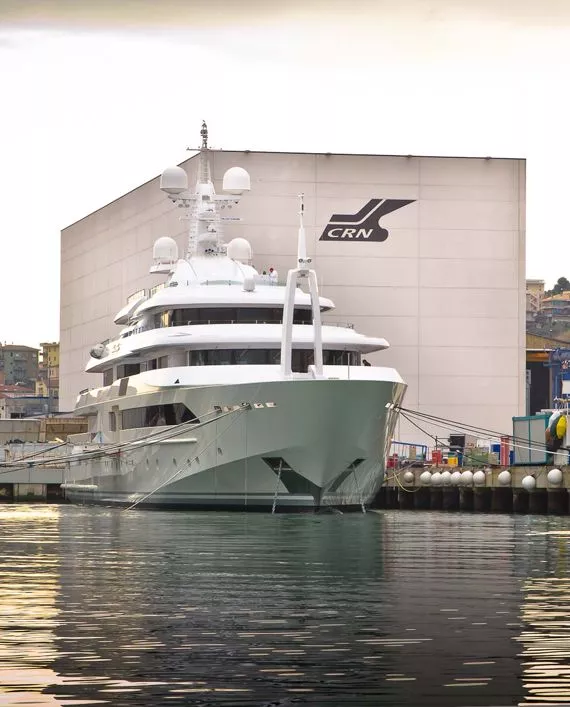 Chopi Chopi is a floating-house megayacht with mammoth proportions