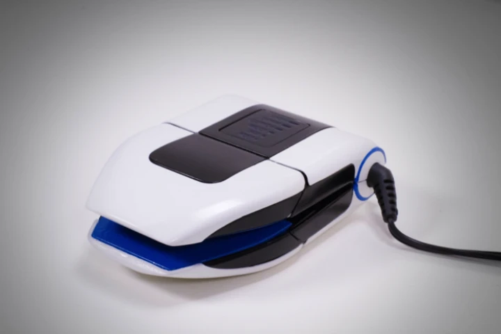 The Collar Perfect iron aims to be portable and flexible