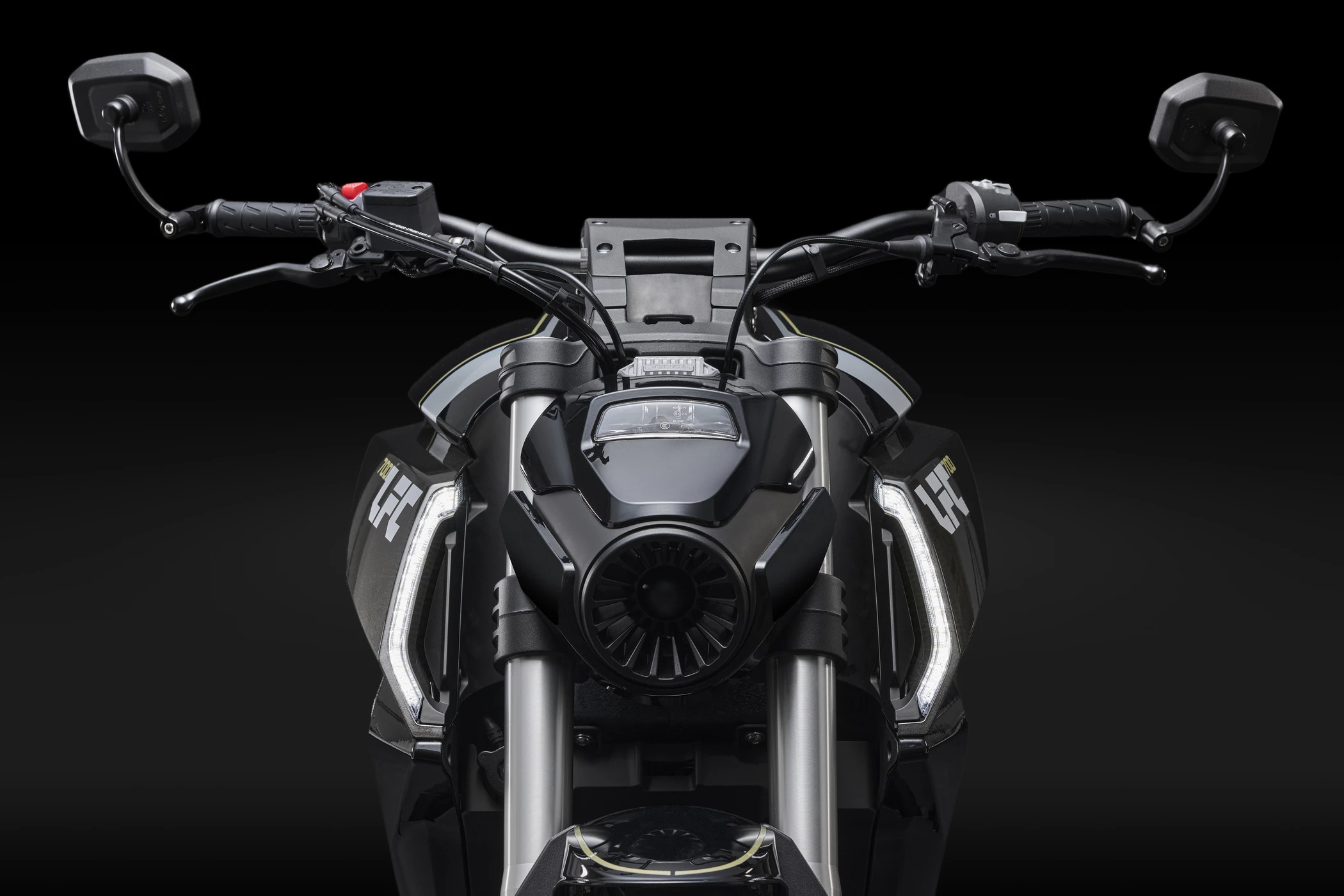 The circular nose on the LFC 700 looks like a headlamp, but interestingly, it’s actually an air intake that feeds air to the engine's airbox