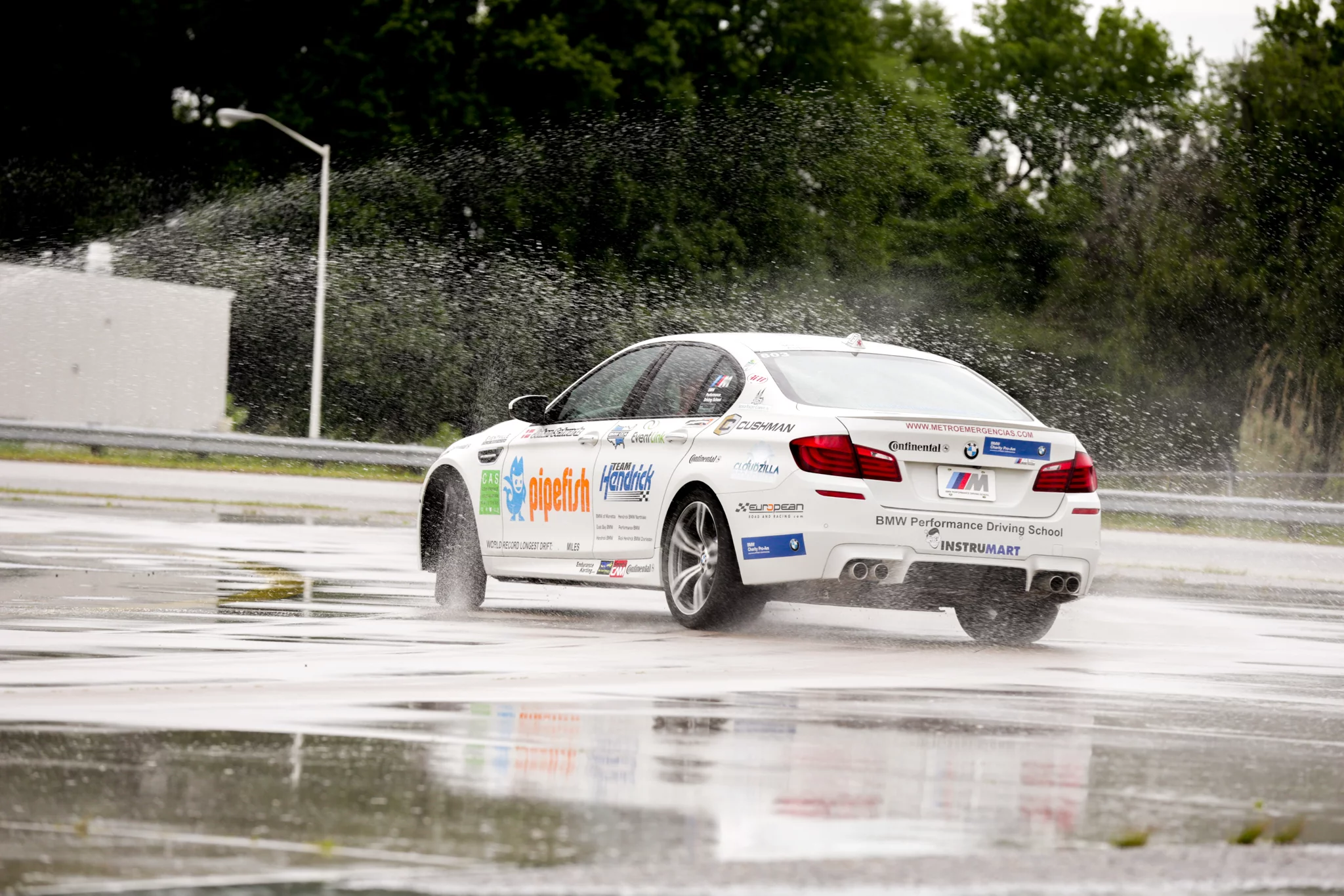 The BMW M5 was equipped with an M-DCT transmission and a set of Continental ContiSport ultra-high performance tires