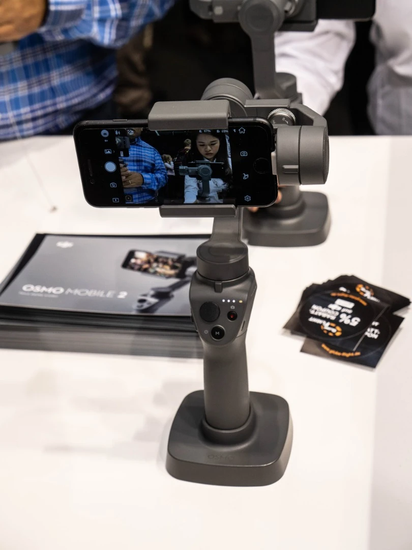 DJI presented its Osmo Mobile 2 phone stabilizer