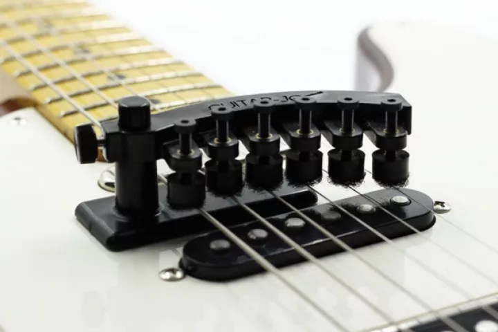The Guitar-Jo 2 string dampener is currently raising production funds on Kickstarter