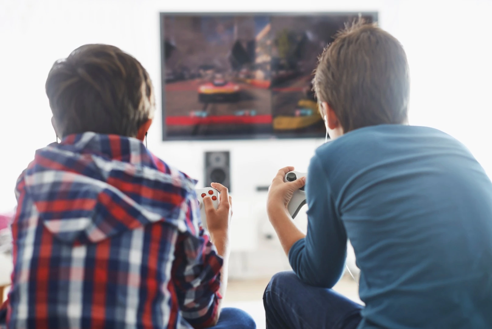 Console gamers can tune into the shared action wearing their own buds