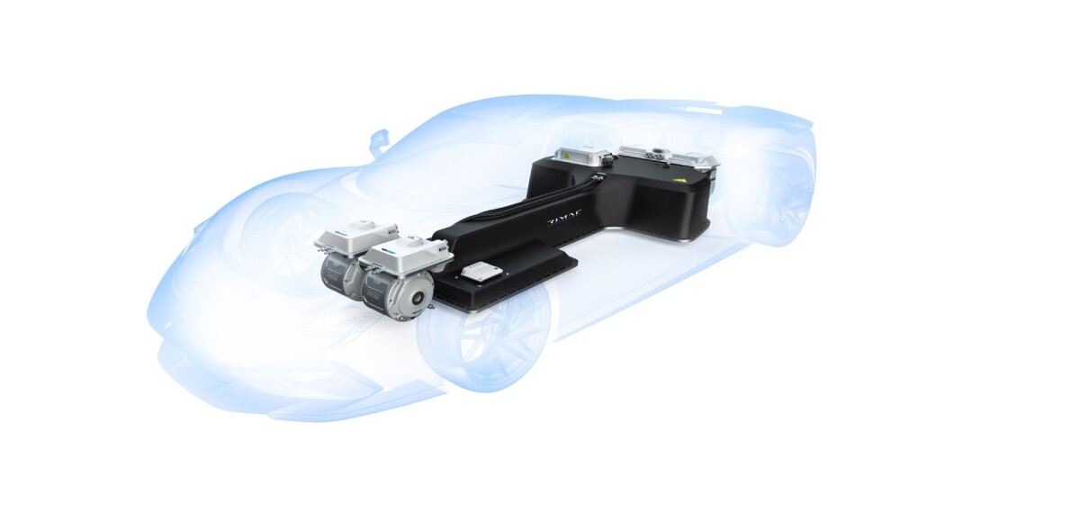 Located to the center and rear of the car, the powertrain helps the car achieve the weight balance of a mid-engined beast