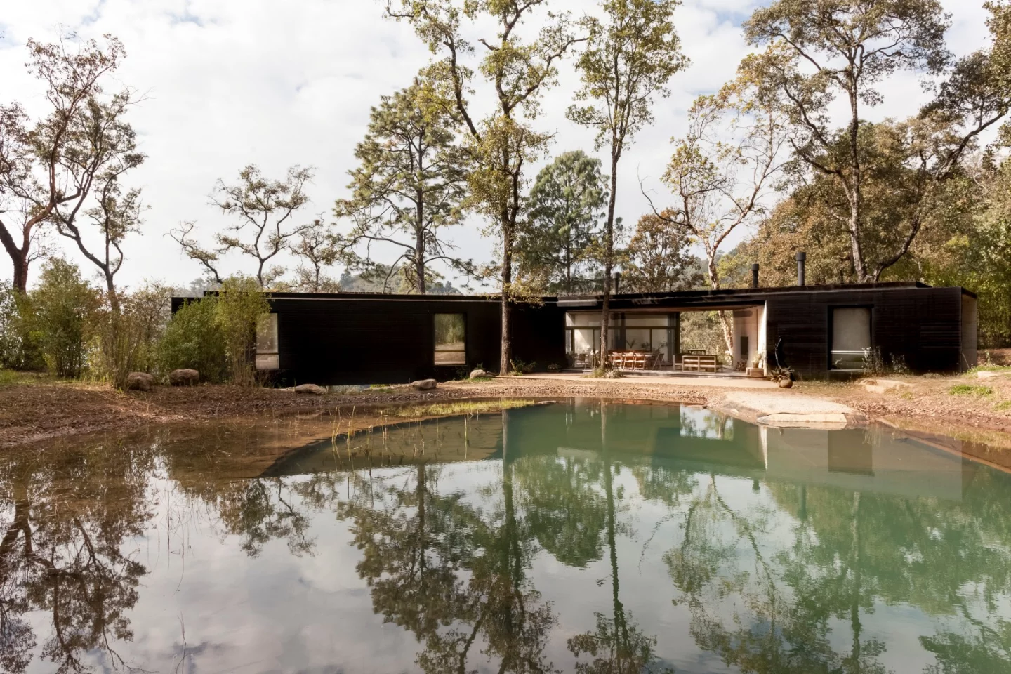 The Y-shaped Casa de la Roca was designed by Barcelona and Mexico-based architecture firm Cadaval & Solà-Morales