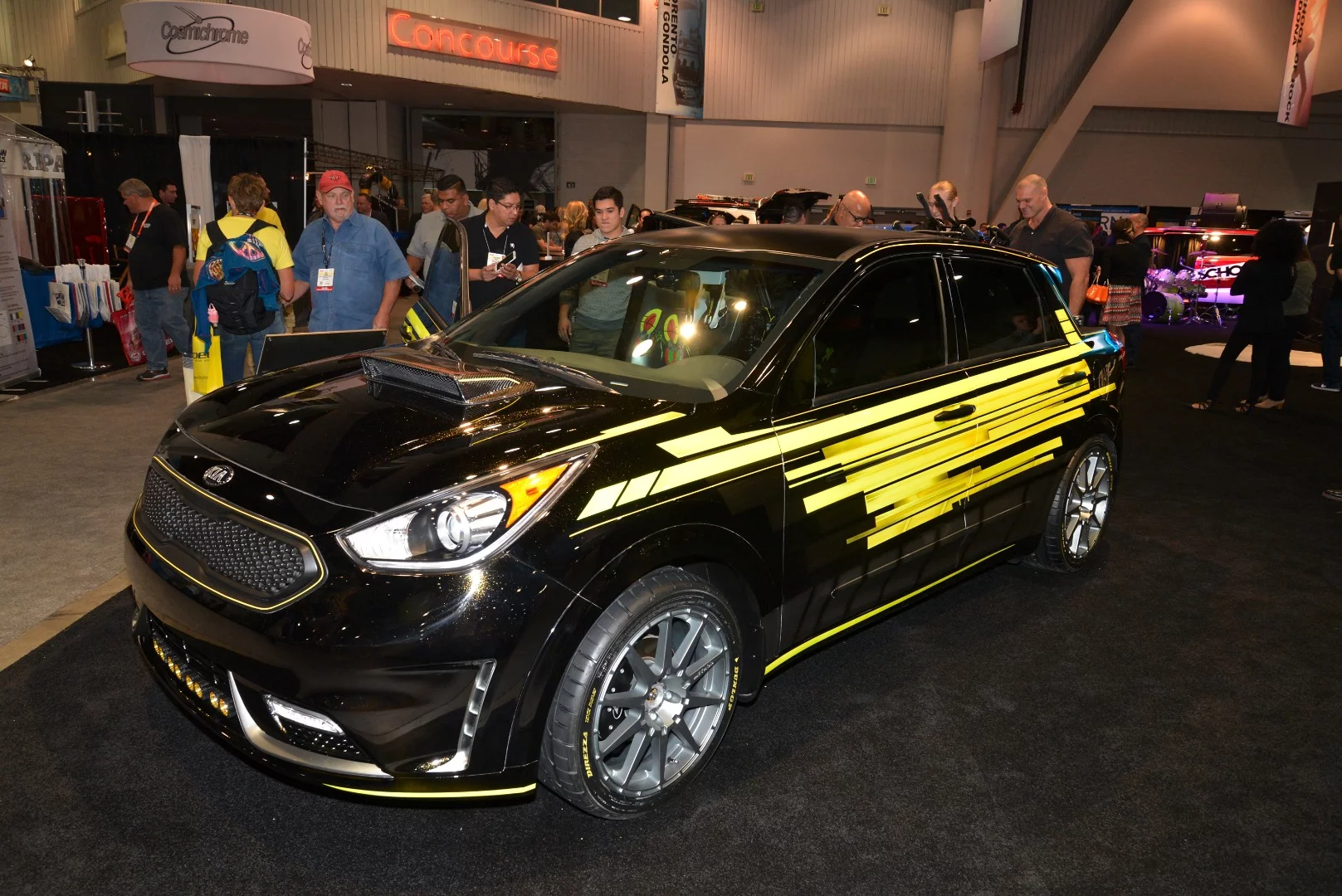The Kia Niro Triathlon is a self-driving mini pickup concept built for triathletes