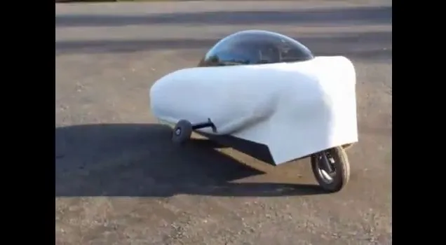 Thrustcycle has unveiled a new version of its self-balancing inline-wheeled prototype electric vehicle, the SRT