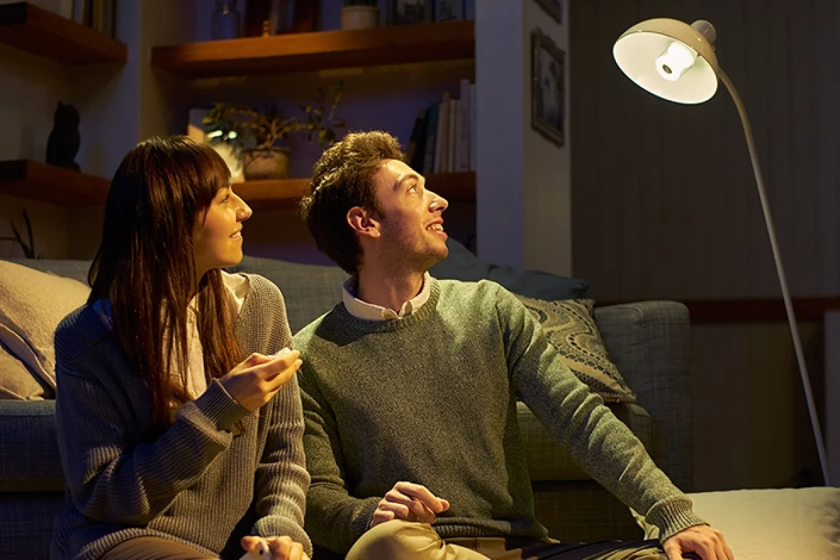 Sony's new LSPX-100E26J LED light bulb has a built-in Bluetooth speaker