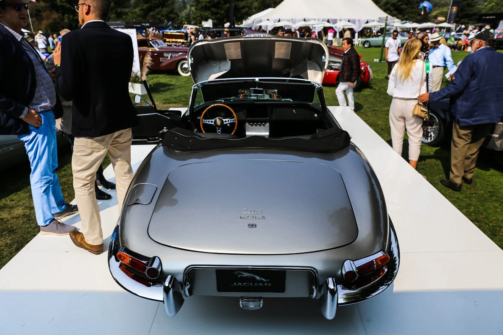 Seen for the first time at 'The Quail' last Friday, the Jaguar E-Type Zero is a modern classic sports car with zero emissions