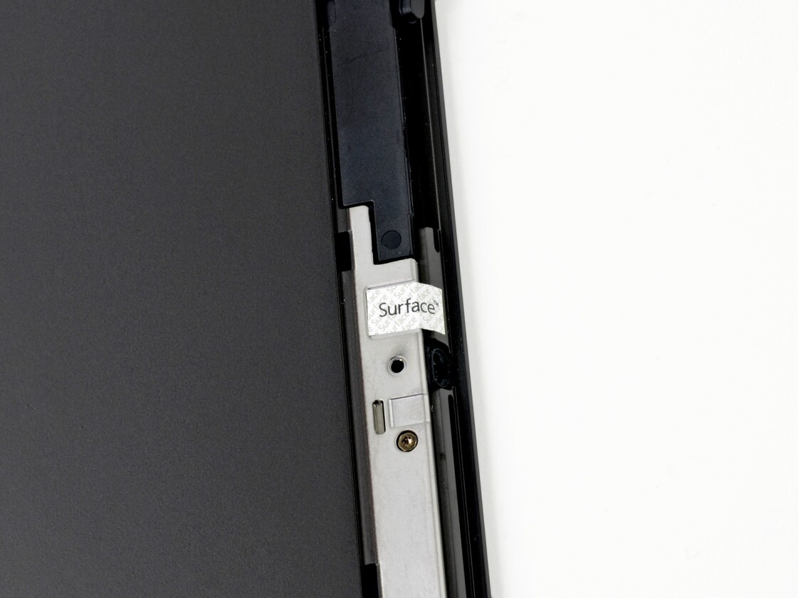 The Surface teardown revealed a tamper-evident label that breaks apart upon removal (Photo: iFixit)