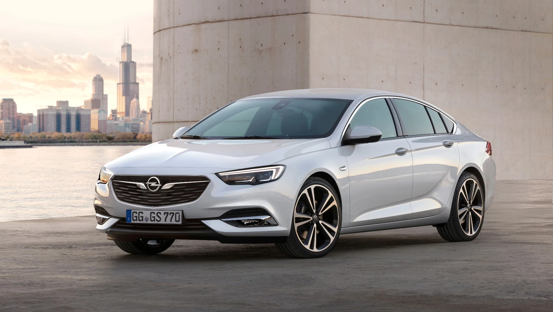 The new Opel Insignia Grand Sport will make its debut at the 2017 Geneva Motor Show
