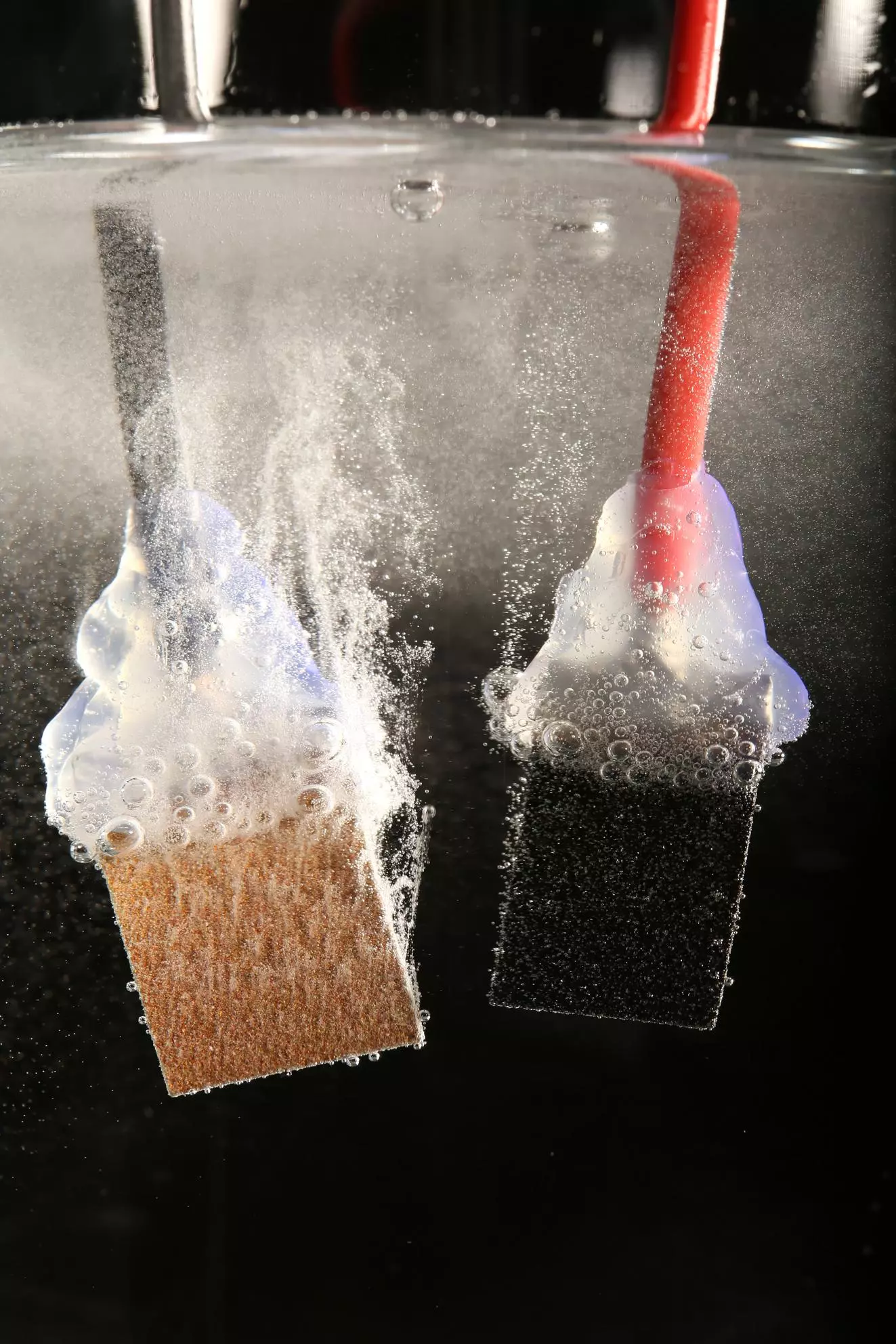 Researchers have used abundant perovskite as a solar absorber and nickel and iron catalysts in their solar water splitting system (Photo: EPFL)