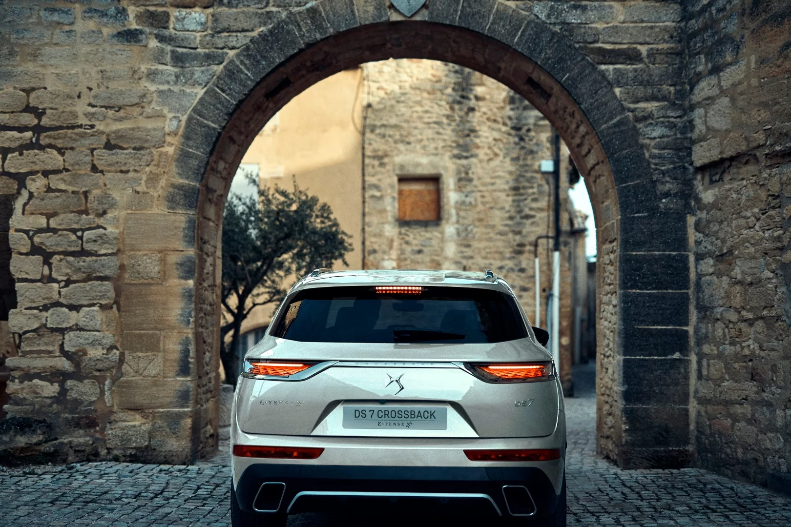 The French luxury lifestyle is (hopefully) embodied in the new DS 7 Crossback