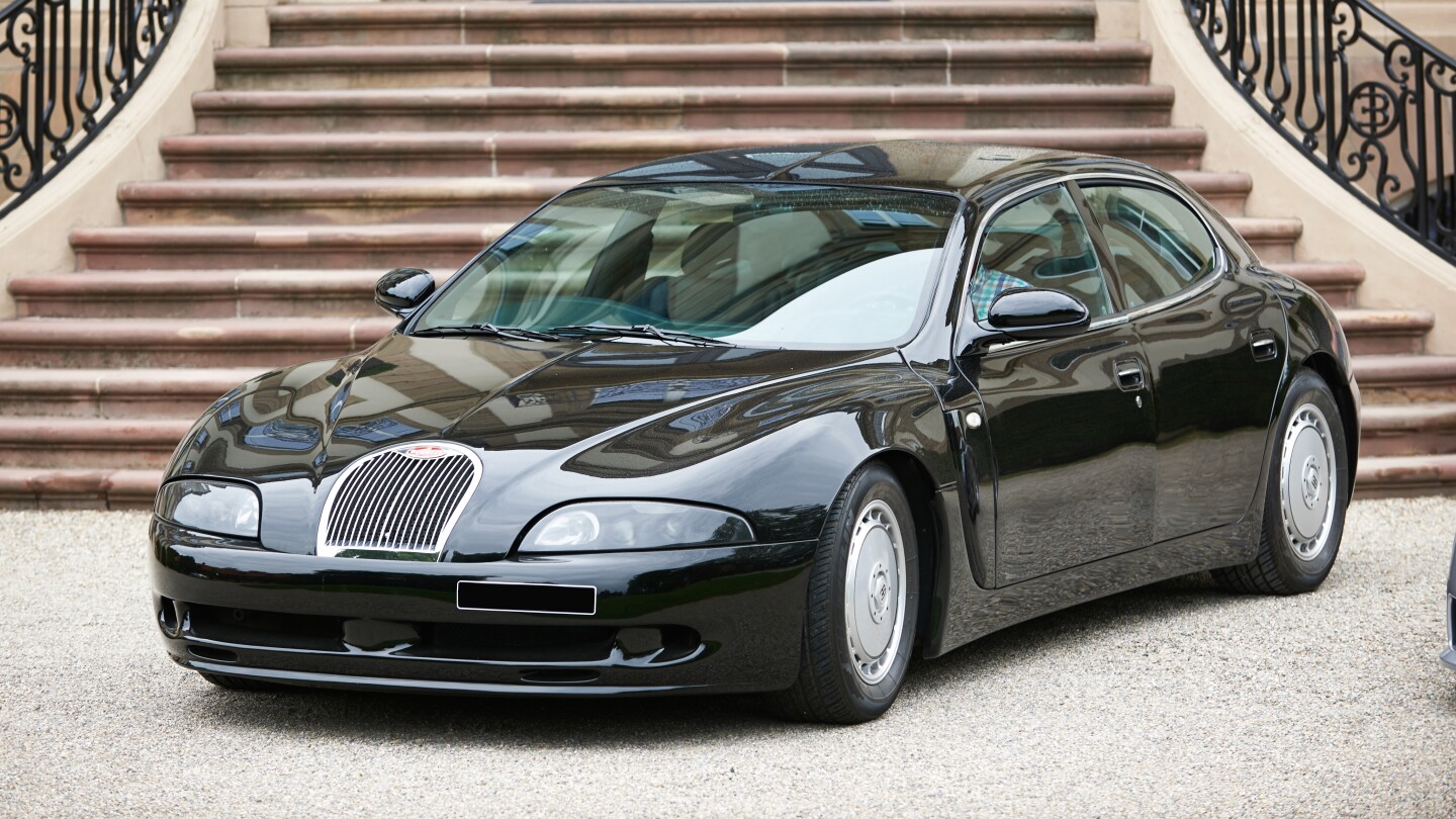 This 1999 Bugatti EB112 Berline has an estimated price of $2,180,000 to $2,725,000