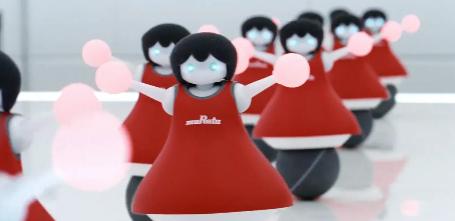 The pom poms of the Murata Cheerleader are part of the balance system